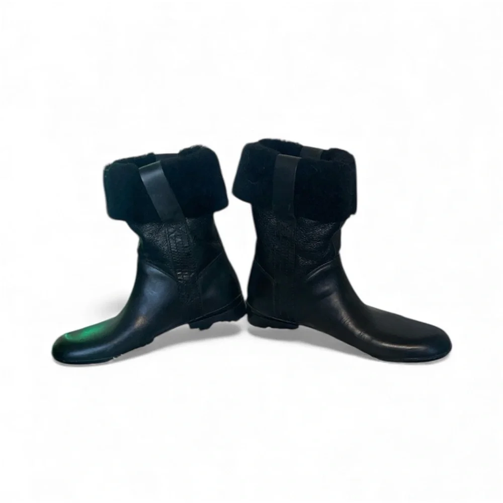 Kenneth Cole New York black genuine leather and shearling above the ankles